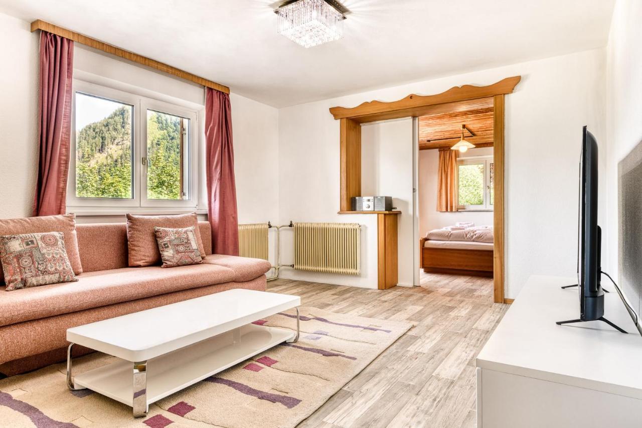 Familienferienwohnung Buerserberg Dorf By A-Appartments エクステリア 写真